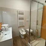 Gasthuis Airuno Rooms 3*