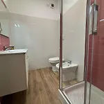Gasthuis Airuno Rooms 3*