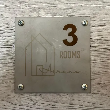 Airuno Rooms Guest house *