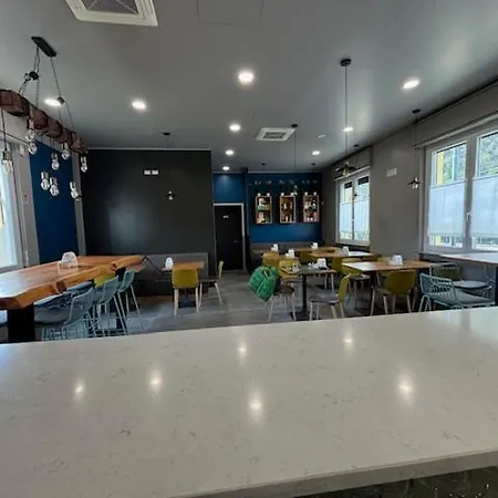 Airuno Rooms Guest house